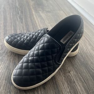 Steve Madden Black Slip On ECENTRCQ Size 10